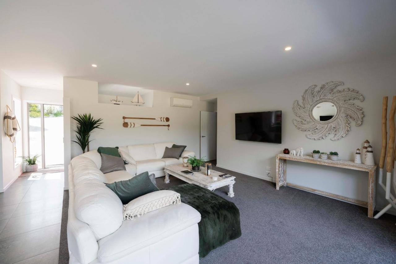 Luxury In Kaiteriteri Villa Exterior photo